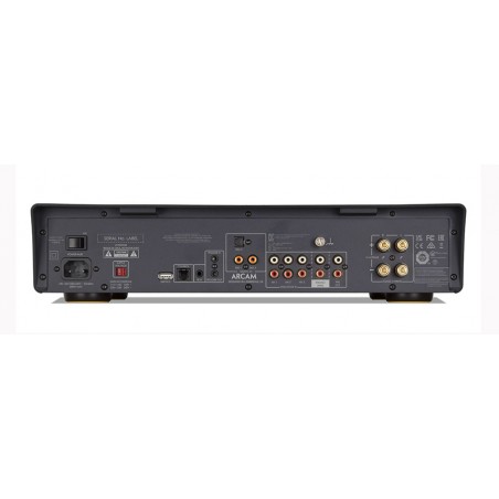 ARCAM  RADIA  A15