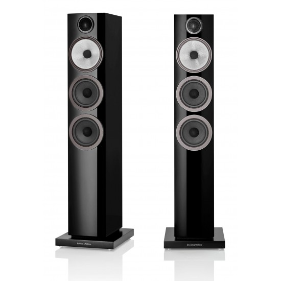 B&W 704 S3